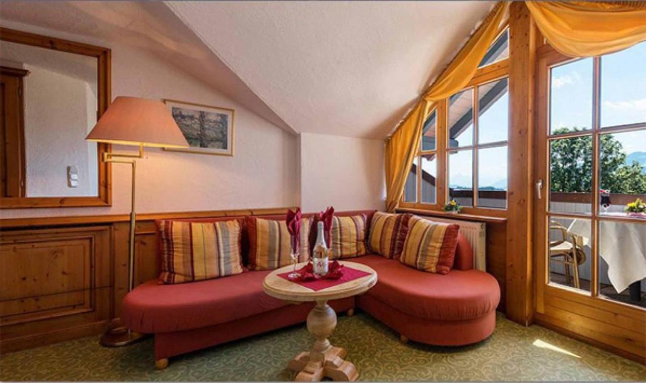 Naturhotel Am Sonnenhang Oy-Mittelberg Bagian luar foto